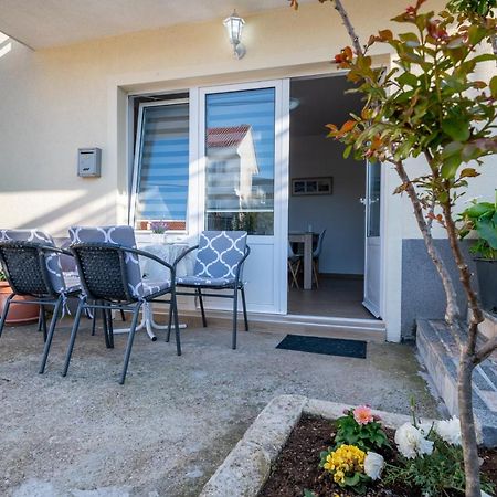 Apartmani Frane ネウム エクステリア 写真