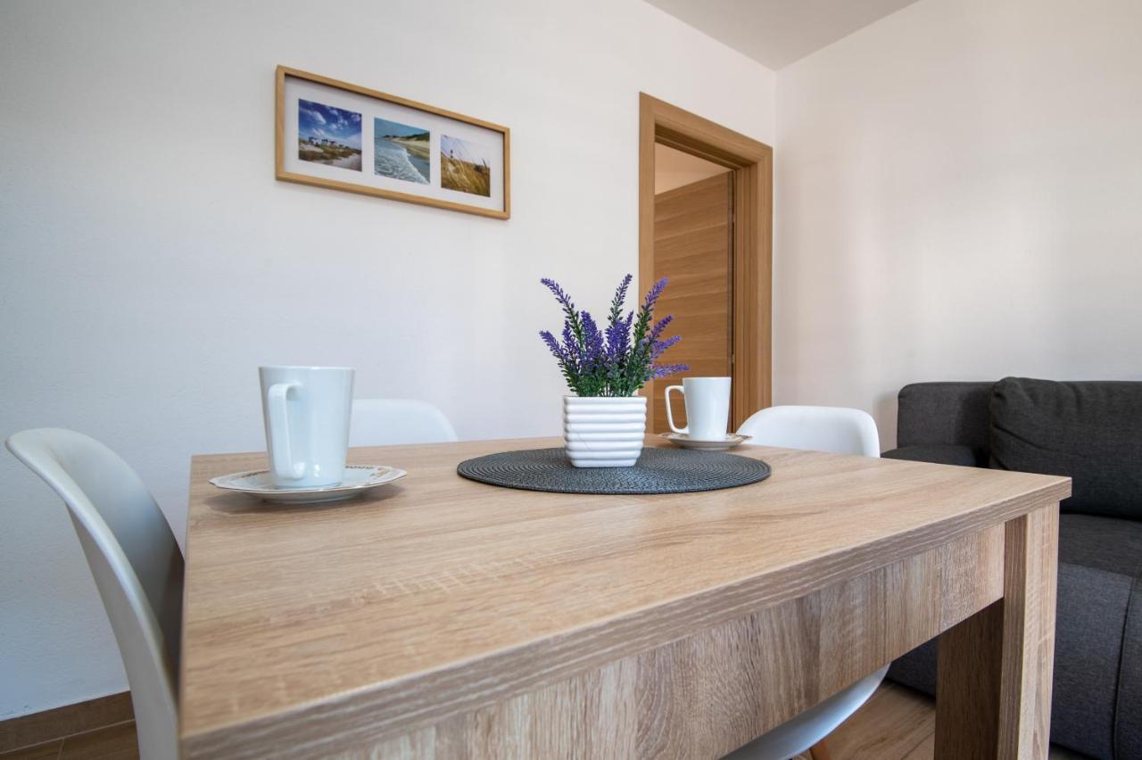 Apartmani Frane ネウム エクステリア 写真